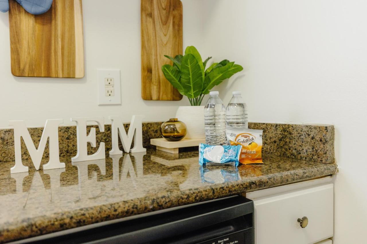Centrally Located 2Br Overton Square Unit 2 Fast Wifi Free Parking Yes Pets Memphis Zewnętrze zdjęcie